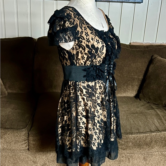 Pastel Design • Medium • Black • Floral Lace Party  Dress W/ Pull-string • New - Picture 3 of 13